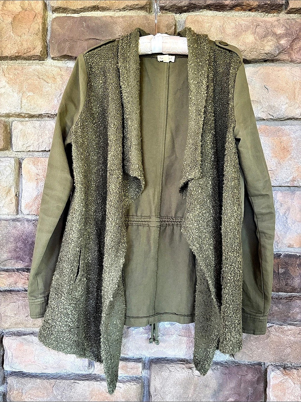 Hem & Thread Olive Utility Jacket Size Medium Like New